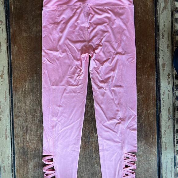 NWOT TA Tracy Anderson G.I.L.I. Leggings Cut Out - Picture 5 of 7